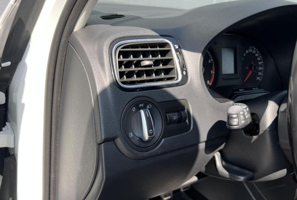 Volkswagen Polo V Рестайлинг Красноярск  - изображение 19