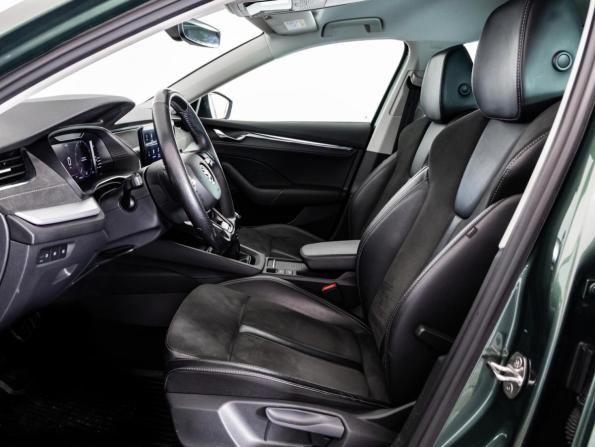 Skoda Octavia IV (A8) с пробегом 2021 года, цена 2 199 000 рублей, 134396 км, лифтбек, Автокод Объявления