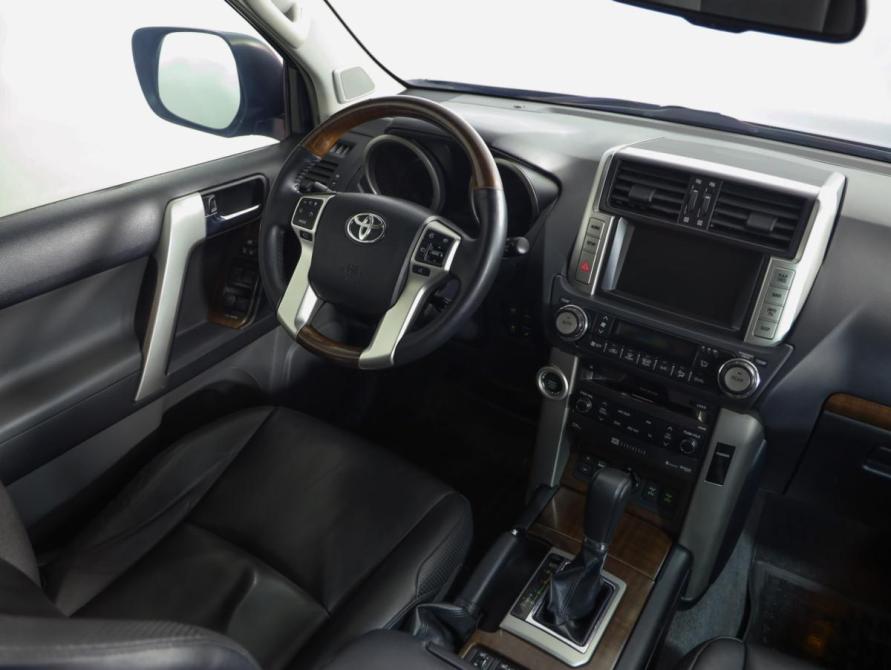 Toyota Land Cruiser Prado 150 Series Санкт-Петербург  - изображение 9