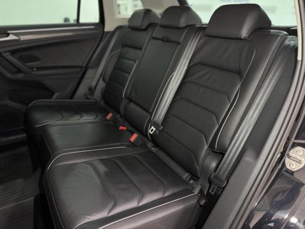 Volkswagen Tiguan II с пробегом 2018 года, цена 2 499 000 рублей, 178565 км, внедорожник, Автокод Объявления