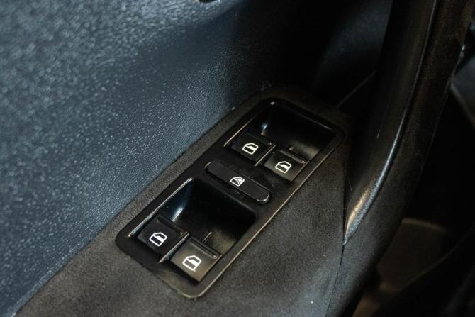 Volkswagen Polo V с пробегом 2012 года, цена 700 000 рублей, 139694 км, седан, Автокод Объявления