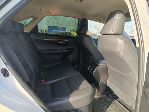 Lexus NX I с пробегом 2015 года, цена 2 449 000 рублей, 124400 км, внедорожник, Автокод Объявления