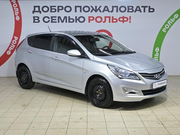 Hyundai Solaris I Рестайлинг с пробегом 2016 года, цена 990 000 рублей, 89000 км, хэтчбек, Автокод Объявления