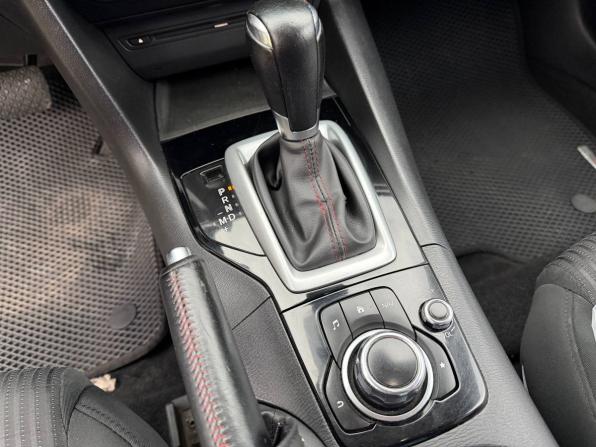 Mazda 3 III (BM) с пробегом 2013 года, цена 1 025 000 рублей, 211885 км, седан, Автокод Объявления