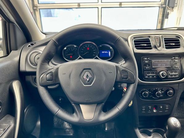Renault Logan II с пробегом 2014 года, цена 615 000 рублей, 199751 км, седан, Автокод Объявления