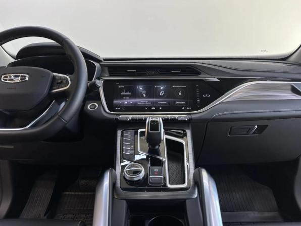 Geely Atlas Pro с пробегом 2023 года, цена 2 300 000 рублей, 36453 км, внедорожник, Автокод Объявления