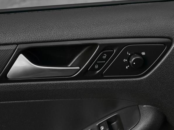 Volkswagen Jetta VI Рестайлинг с пробегом 2014 года, цена 1 180 000 рублей, 123529 км, седан, Автокод Объявления