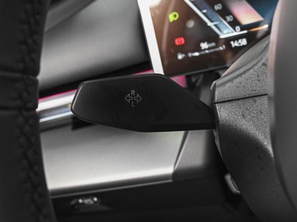 BMW 5 серии VIII (G60/G61/G68) с пробегом 2025 года, цена 8 999 999 рублей, 36 км, седан, Автокод Объявления