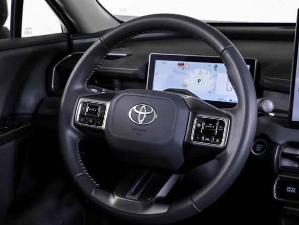 Toyota RAV4 VI (XA60) с пробегом 2025 года, цена 4 428 000 рублей, 2865 км, внедорожник, Автокод Объявления