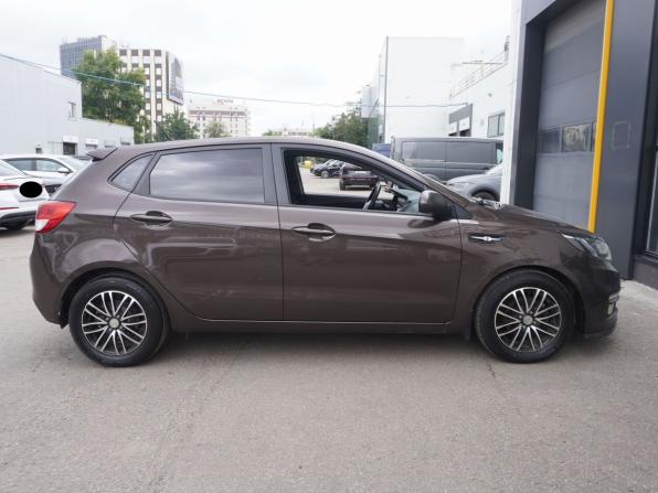 Kia Rio III Рестайлинг с пробегом 2015 года, цена 950 000 рублей, 152500 км, хэтчбек, Автокод Объявления