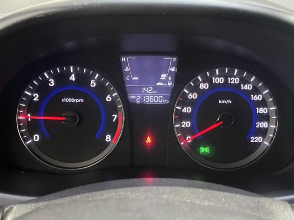 Hyundai Solaris I с пробегом 2011 года, цена 595 000 рублей, 213598 км, седан, Автокод Объявления