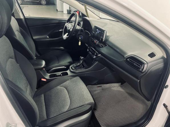 Hyundai i30 III Рестайлинг 2 с пробегом 2023 года, цена 1 690 000 рублей, 137500 км, универсал, Автокод Объявления