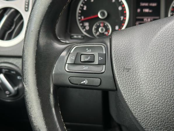 Volkswagen Tiguan I Рестайлинг с пробегом 2016 года, цена 1 390 000 рублей, 126803 км, внедорожник, Автокод Объявления