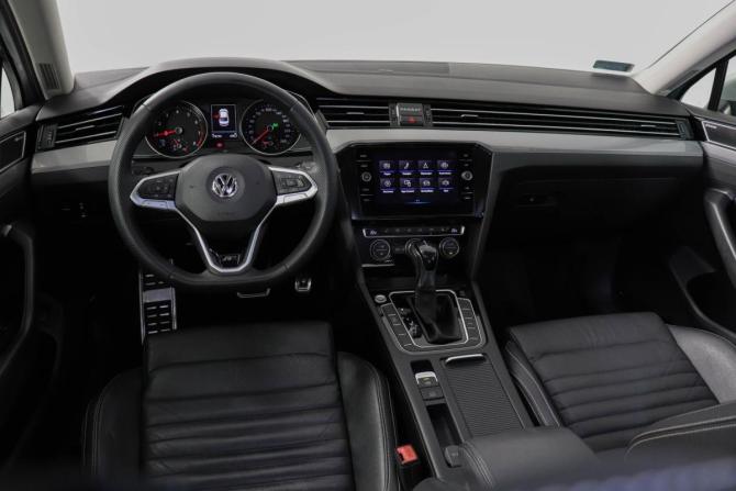 Volkswagen Passat B8 с пробегом 2019 года, цена 2 065 200 рублей, 178750 км, седан, Автокод Объявления