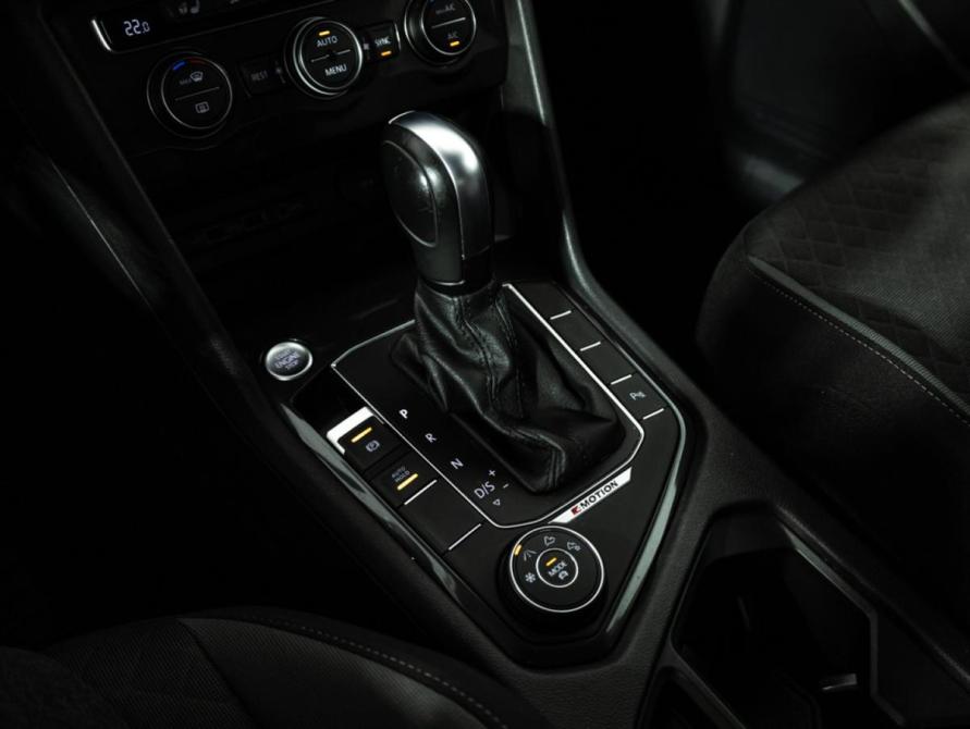 Volkswagen Tiguan II Санкт-Петербург  - изображение 15