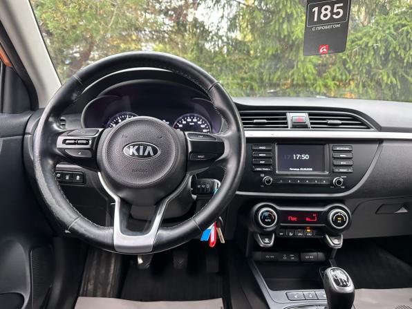Kia Rio IV с пробегом 2017 года, цена 1 080 000 рублей, 103866 км, седан, Автокод Объявления