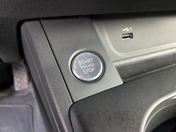 Audi A4 V (B9) с пробегом 2020 года, цена 2 795 000 рублей, 101712 км, универсал, Автокод Объявления
