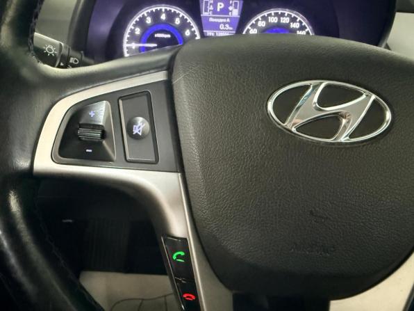 Hyundai Solaris I Рестайлинг с пробегом 2015 года, цена 1 070 000 рублей, 128556 км, хэтчбек, Автокод Объявления
