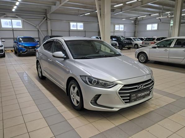Hyundai Elantra VI (AD) с пробегом 2016 года, цена 1 095 000 рублей, 212227 км, седан, Автокод Объявления