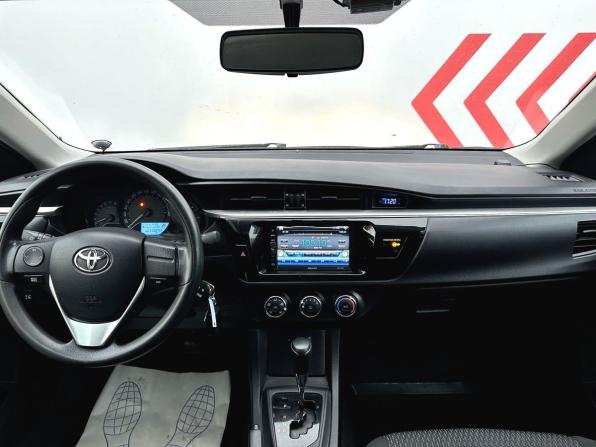 Toyota Corolla XI (E160 E170 E180) с пробегом 2013 года, цена 1 190 000 рублей, 110270 км, седан, Автокод Объявления