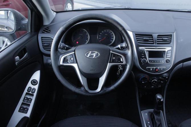 Hyundai Solaris I Рестайлинг с пробегом 2016 года, цена 995 000 рублей, 201787 км, седан, Автокод Объявления