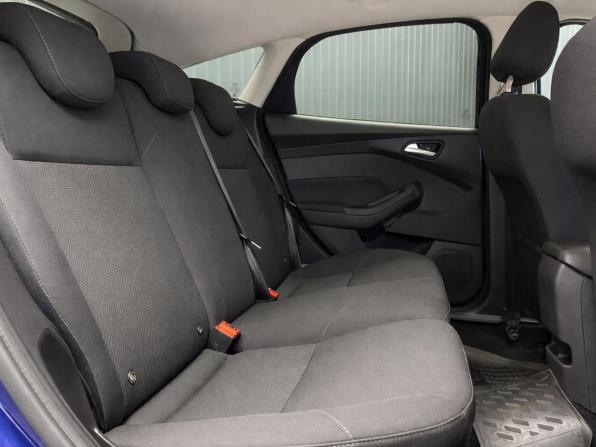 Ford Focus III Рестайлинг с пробегом 2015 года, цена 1 137 000 рублей, 110725 км, хэтчбек, Автокод Объявления
