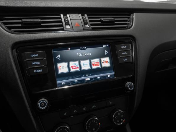 Skoda Octavia III (A7) Рестайлинг с пробегом 2018 года, цена 1 745 000 рублей, 89304 км, лифтбек, Автокод Объявления