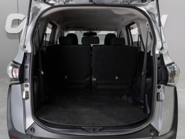 Toyota Sienta II Рестайлинг с пробегом 2019 года, цена 1 440 000 рублей, 94172 км, компактвэн, Автокод Объявления
