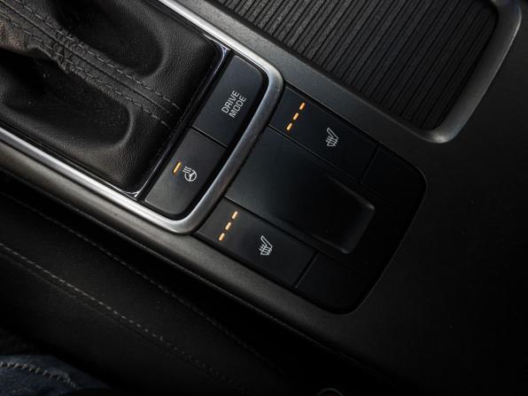 Kia Optima IV Рестайлинг с пробегом 2019 года, цена 1 999 000 рублей, 170861 км, седан, Автокод Объявления