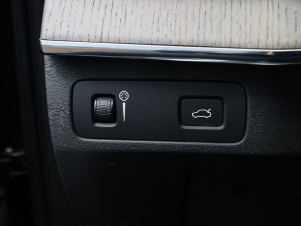 Volvo XC90 II Рестайлинг 1 с пробегом 2020 года, цена 3 920 000 рублей, 131026 км, внедорожник, Автокод Объявления