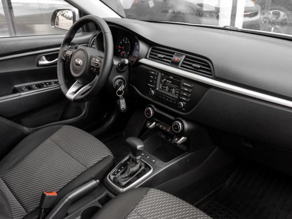 Kia Rio IV с пробегом 2018 года, цена 1 149 000 рублей, 145362 км, седан, Автокод Объявления