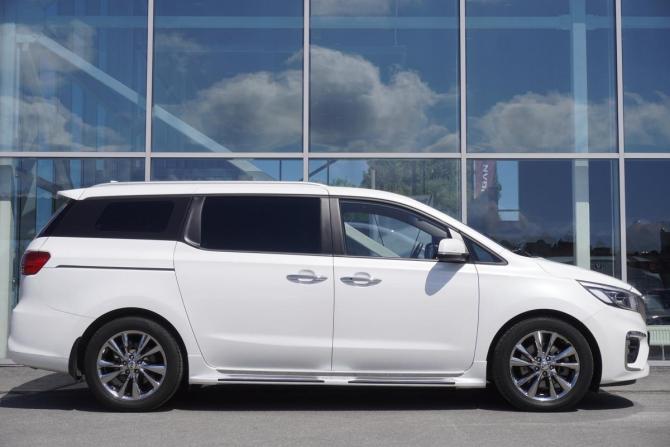 Kia Carnival III с пробегом 2020 года, цена 3 200 000 рублей, 91000 км, минивэн, Автокод Объявления