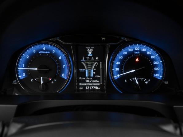 Toyota Camry VII (XV50) Рестайлинг 2 с пробегом 2017 года, цена 2 400 000 рублей, 121776 км, седан, Автокод Объявления