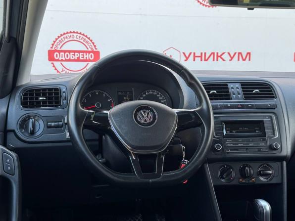 Volkswagen Polo V Рестайлинг с пробегом 2016 года, цена 969 000 рублей, 135777 км, седан, Автокод Объявления