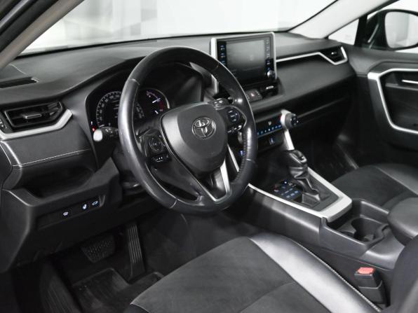 Toyota RAV4 V (XA50) с пробегом 2021 года, цена 3 850 000 рублей, 74000 км, внедорожник, Автокод Объявления