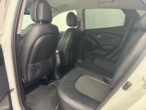 Hyundai ix35 I Рестайлинг с пробегом 2015 года, цена 1 480 000 рублей, 180000 км, внедорожник, Автокод Объявления