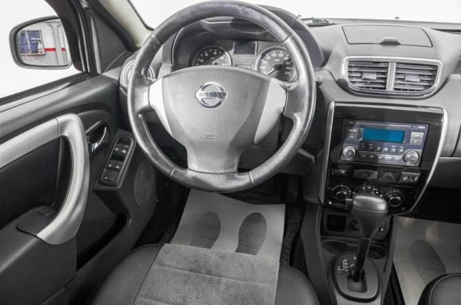 Nissan Terrano III (D10) с пробегом 2014 года, цена 1 099 000 рублей, 177000 км, внедорожник, Автокод Объявления