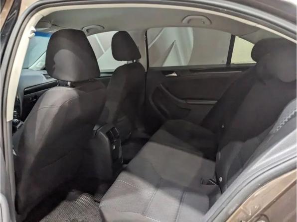 Volkswagen Jetta VI с пробегом 2013 года, цена 835 000 рублей, 256000 км, седан, Автокод Объявления