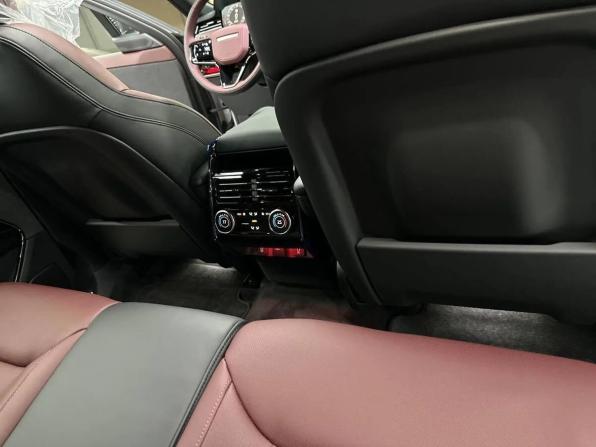 Новый Land Rover Range Rover Sport III 2025 года, цена 19 490 000 рублей, внедорожник, Автокод Объявления