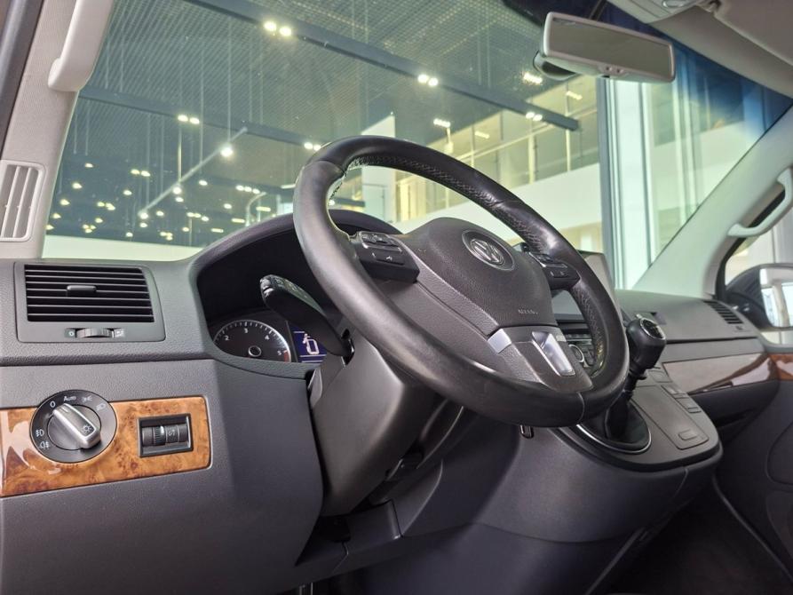 Volkswagen Multivan T5 Рестайлинг Мурманск  - изображение 11