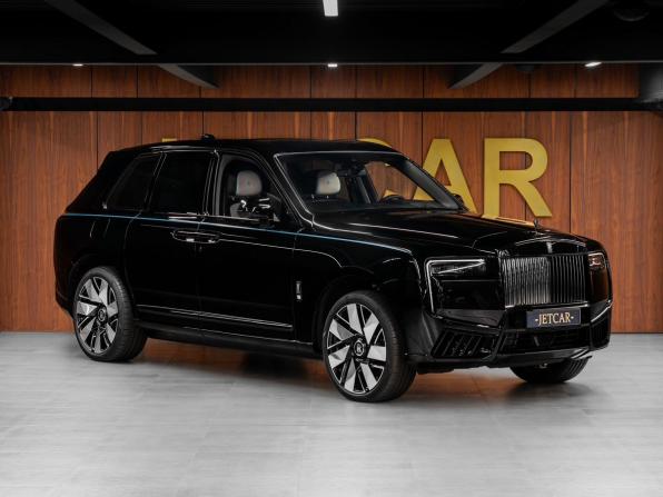 Rolls-Royce Cullinan I Рестайлинг (Series II) с пробегом 2024 года, цена 55 000 000 рублей, 9224 км, внедорожник, Автокод Объявления