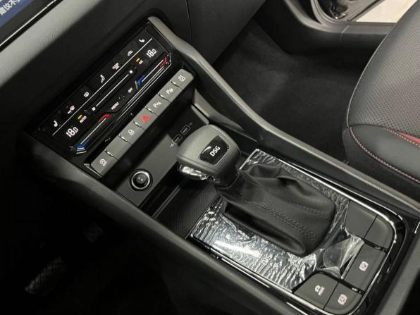 Новый Skoda Karoq I 2025 года, цена 3 349 000 рублей, внедорожник, Автокод Объявления
