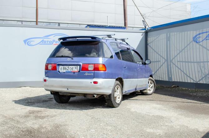 Toyota Ipsum I (M10) с пробегом 1997 года, цена 433 000 рублей, 287042 км, минивэн, Автокод Объявления