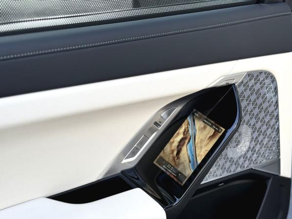 BMW i7 с пробегом 2022 года, цена 14 870 000 рублей, 79 км, седан, Автокод Объявления