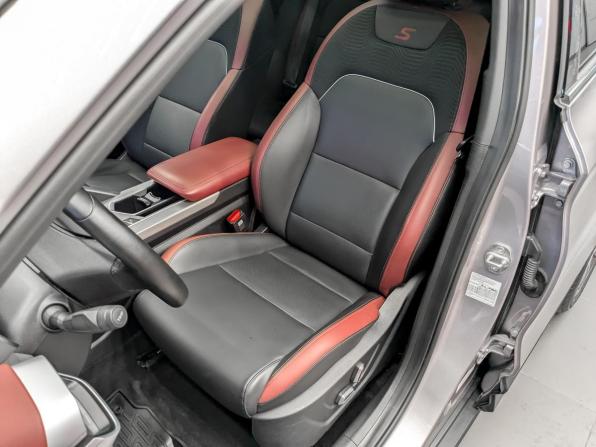 Geely Coolray I с пробегом 2023 года, цена 1 799 000 рублей, 45651 км, внедорожник, Автокод Объявления