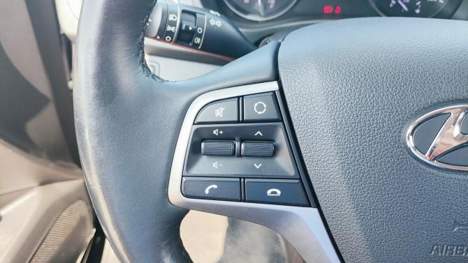 Hyundai Solaris II с пробегом 2018 года, цена 1 135 000 рублей, 59000 км, седан, Автокод Объявления