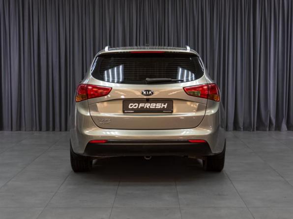 Kia Ceed II с пробегом 2015 года, цена 1 019 000 рублей, 133184 км, универсал, Автокод Объявления