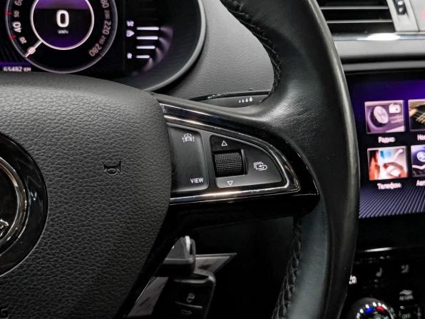 Skoda Octavia III (A7) Рестайлинг с пробегом 2019 года, цена 2 210 000 рублей, 65479 км, лифтбек, Автокод Объявления