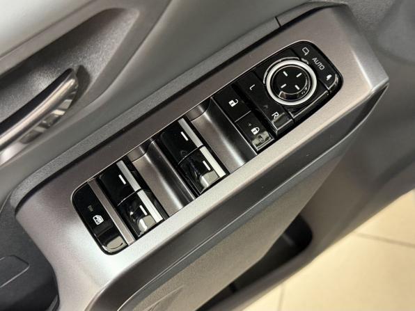Toyota RAV4 VI (XA60) с пробегом 2026 года, цена 4 550 000 рублей, 9 км, внедорожник, Автокод Объявления