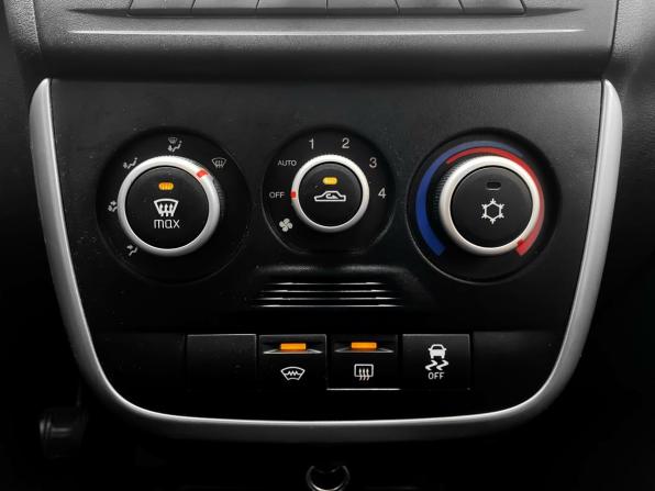 Lada (ВАЗ) Granta I Рестайлинг с пробегом 2019 года, цена 655 000 рублей, 140932 км, хэтчбек, Автокод Объявления